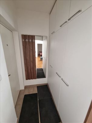 Vračar, Crveni Krst, Kajmakčalanska 2,0; 49,T +g.m