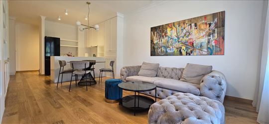 Wellport, lux, stan sa baštom, ID 24688