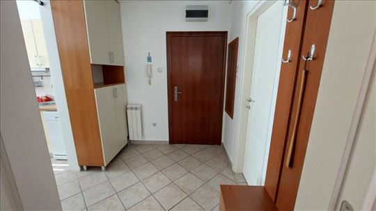 Zvezdara, Ružice Sokić, sa parking mestom, 2.0, 45