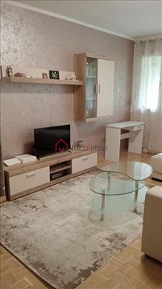 Bright 60m² Apartment, Near Hotel Jugoslavija