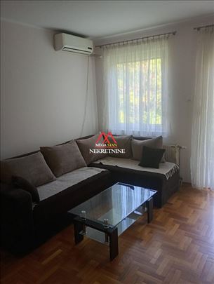 Bulevar Oslobođenja - dvosoban stan - 47m2