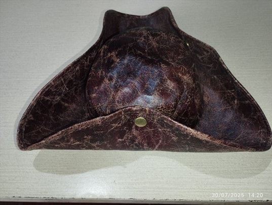 Gusarsko piratska kapa