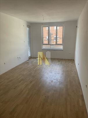 Komforan dvosoban stan u novom stambenom kompleksu