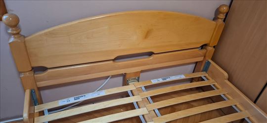 Krevet 140x200,puno drvo, IKEA letvice