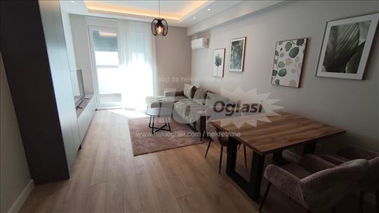 Lux 62m, nov, Nestora Žučnog 19