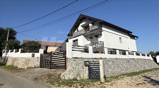 NOVO! Raskosna villa u Kraljevskoj Banji