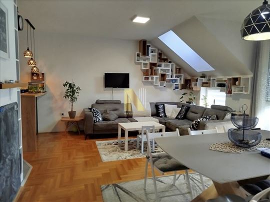 Prodaja Duplex Stana 93m2 Sa Parking Mestom Na Nov