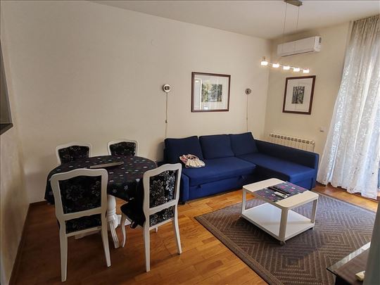 Centar,40m²,2.0,novija gradnja,odličan,preporuka!