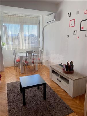 Izdajem garsonjeru u centru Kragujevca