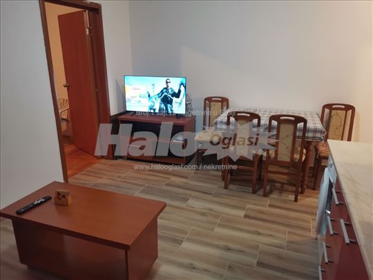 Izdajem jednosoban stan na Zlatiboru 