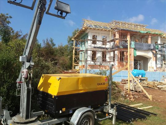 Prodaja/ Najam Atlas Copco QAX20, svetlosni toranj