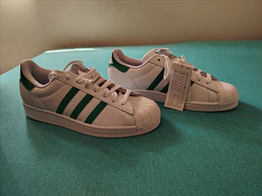 Adidas Superstar novo