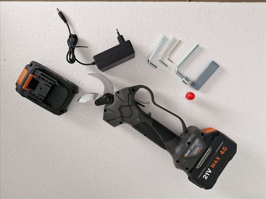 Aku makaze za rezanje voca loze 40 mm