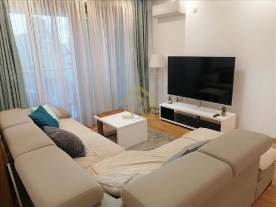 Izdavanje, stan, Jurija Gagarina, 65m2, Id1126
