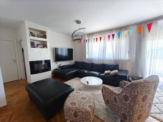 Izuzetan 4.0 stan, 105m2, Liman V