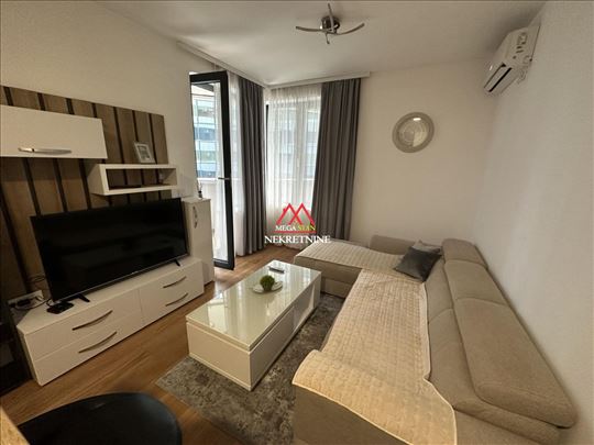 Jednoiposoban stan - 46m2 - Centar