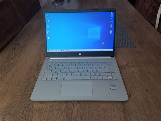 Laptop HP 14- Procesor i3, SSD 256GB