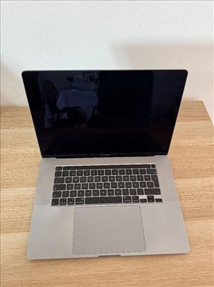MacBook Pro 16” (2019) + Apple Magic Mouse