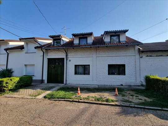Prodaja kuće – Zemun, Gardoš, Despota Đurđa, blizi