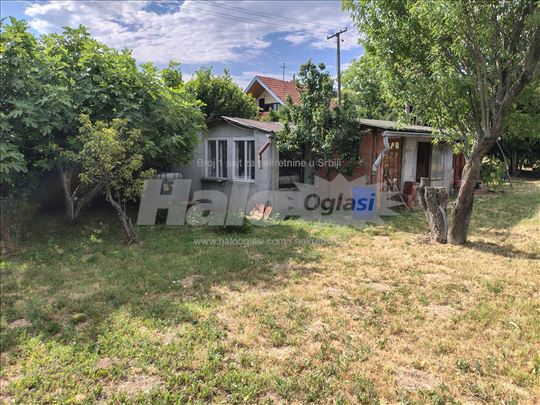 Hitna prodaja vikendice