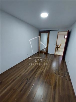 Kotež, namešten, mereno 100m2 ID#11926