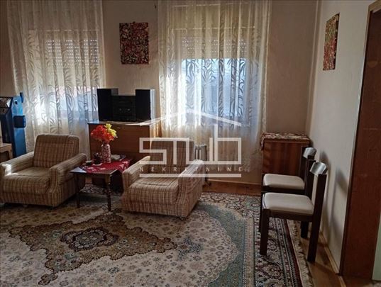 Uknjižena kuća i plac ID#1386