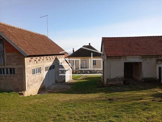 Uknjižena kuća i plac, Ralja! ID#1386