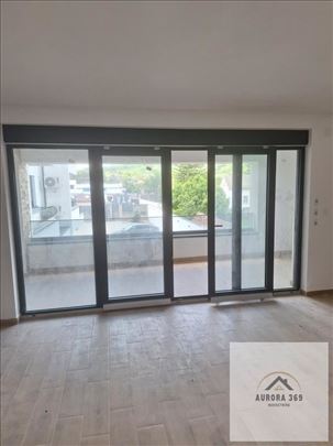 Vrdnik Banja, Luksuzan Stan, Trosoban, 93m2, Parki
