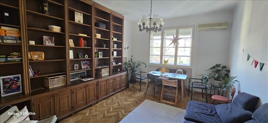 4.5 renoviran salonac