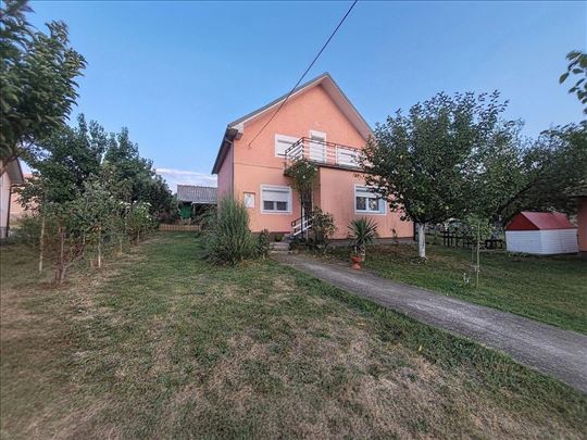 Baljevac, kuća 130m2, uknjižena