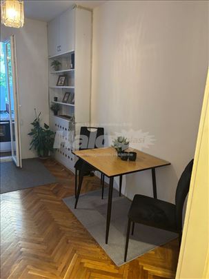 Dvosoban stan centar grada