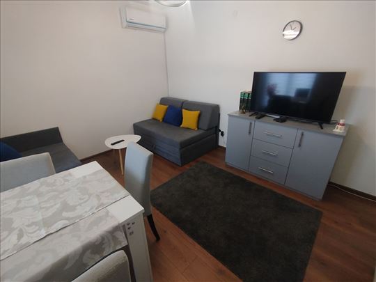 Hitna prodaja, povoljno, nov stan 30 m2, uknjizen