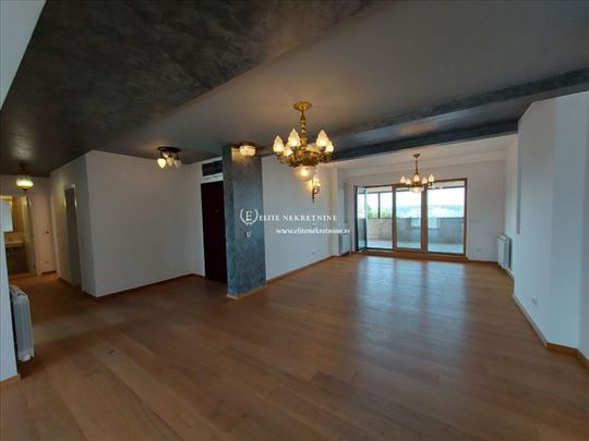 Lux penthouse od 140m2+40m2 terasa,garaza
