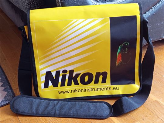 NIKON torba (na stanju)