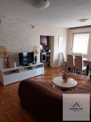 Novi Sad, Nova Detelinara - Dvoiposoban, 64m2 Sa P