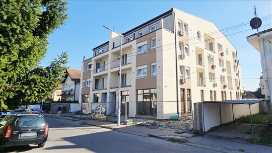 Novogradnja, Batajnica-Milice Rakić, može kredit