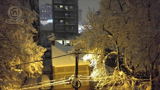 Na prodaju – Odličan stan sa parking mestom | Poro