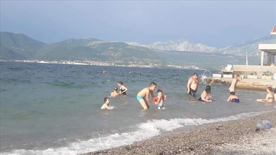 Povoljno, poluostrvo Luštica, blizu plaže
