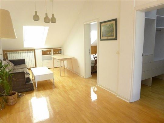 Šolina, renoviran, 110m2, 3spavaće,ter,petfriendly