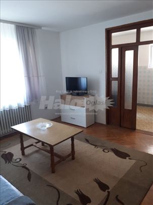 Izdajem garsonjeru u kuci na Vašarištu