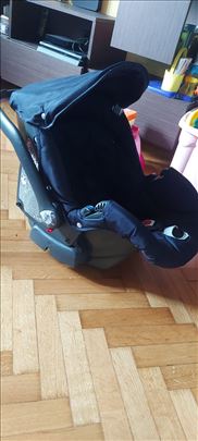 Nosiljka za bebe,povoljno malo korišćena
