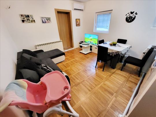 Novogradnja u mirnoj ulici