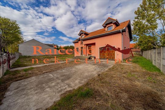 Bez provizije, Kralja Petra prvog, kuca od 234 m2