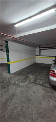 Premium garažno mesto 13m2 - Svetog Save
