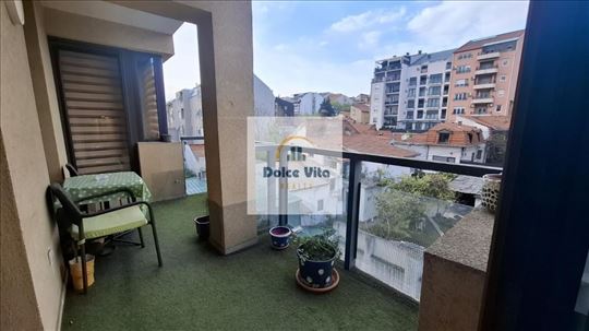 101 m² svetlosti u Šumatovačkoj