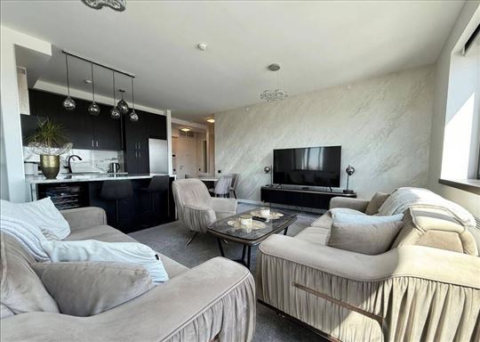 A blok 3bdr lux apartment