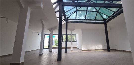 Bajlonijeva pijaca lokal 220m2 