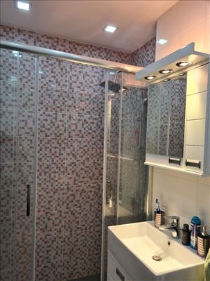 Beograd, apartman 50m2, namešten, free parking