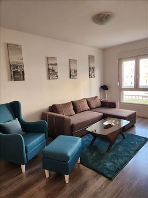 Beograd apartman 50m2 šifra ulazak bez kontakta