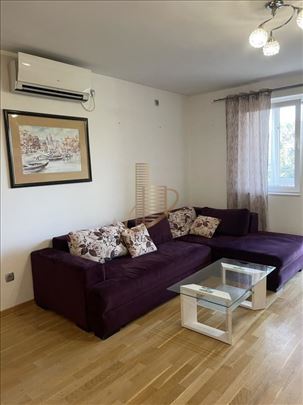 Izdavanje 2,5 stan od 55m2 Ohridska